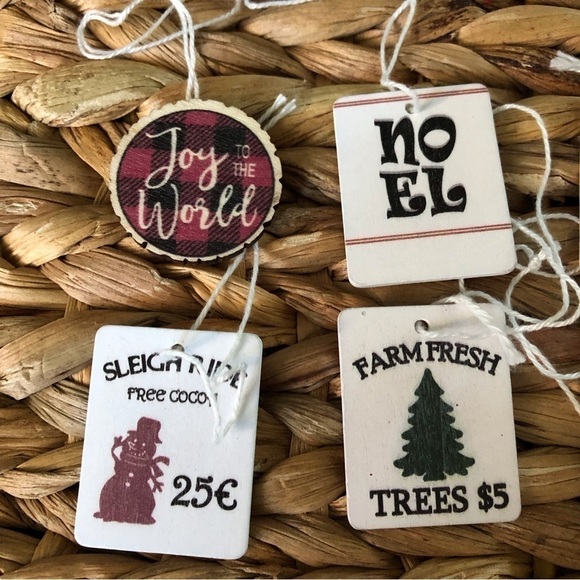 8pc mini wood farm house ornaments - Picture 2 of 4